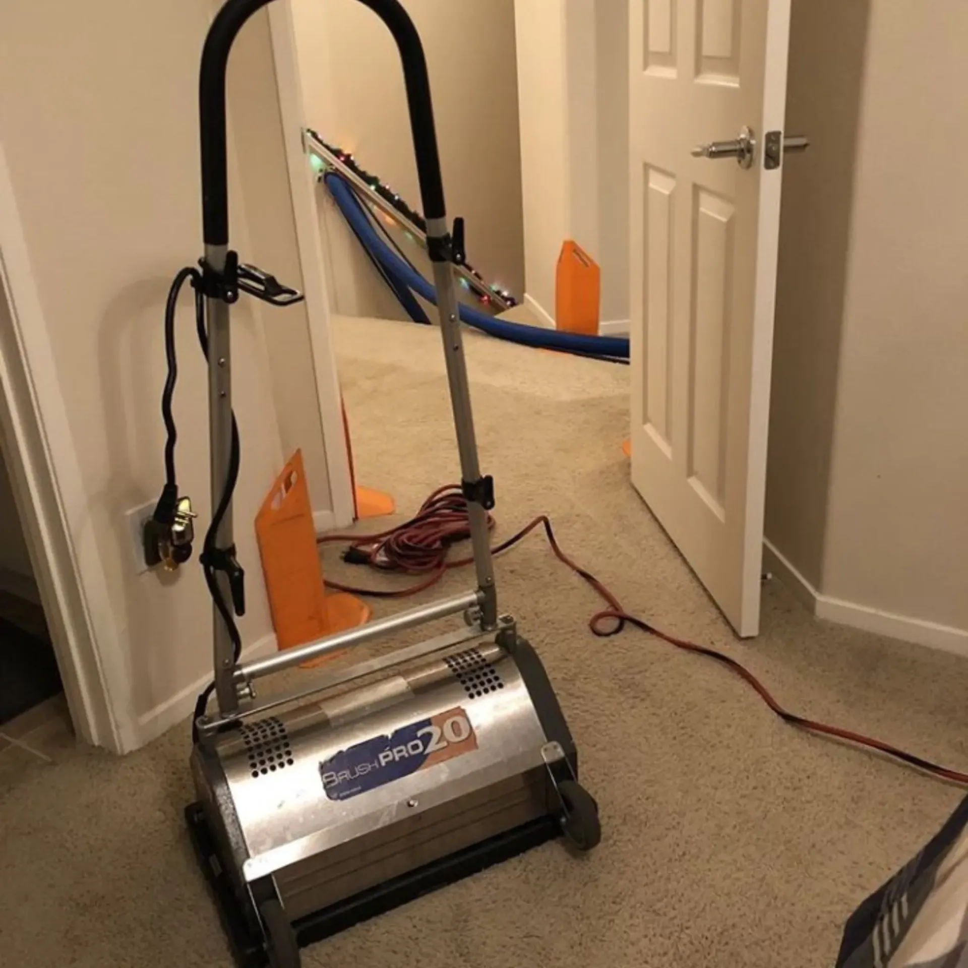 Powerhouse Carpetcleaning - A vacuum cleaner with the number 20 on it