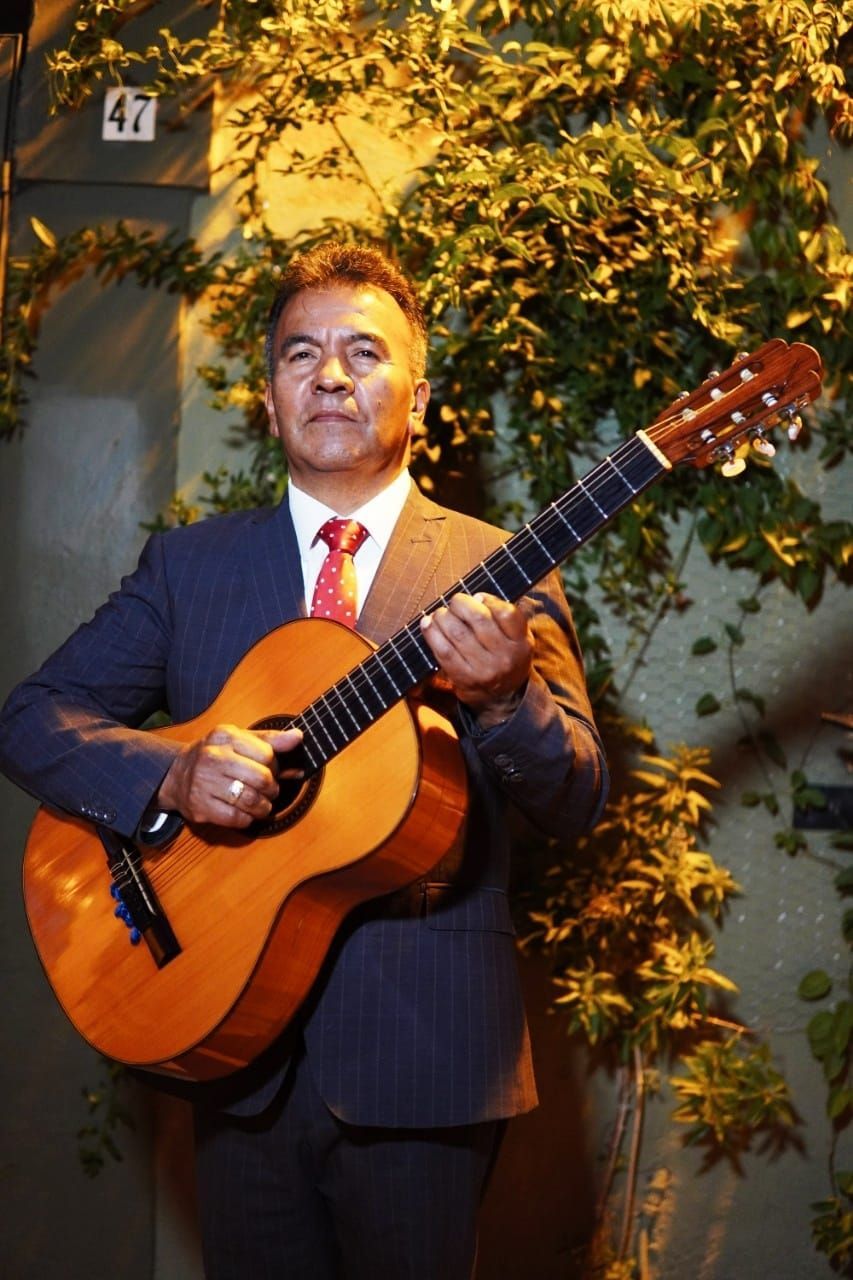 TRÍO LOS QUERETANOS DE JORGE CHÁVEZ
