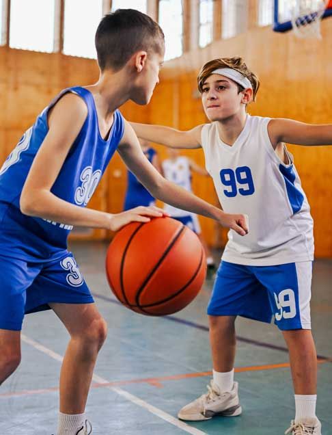 youth basketball players