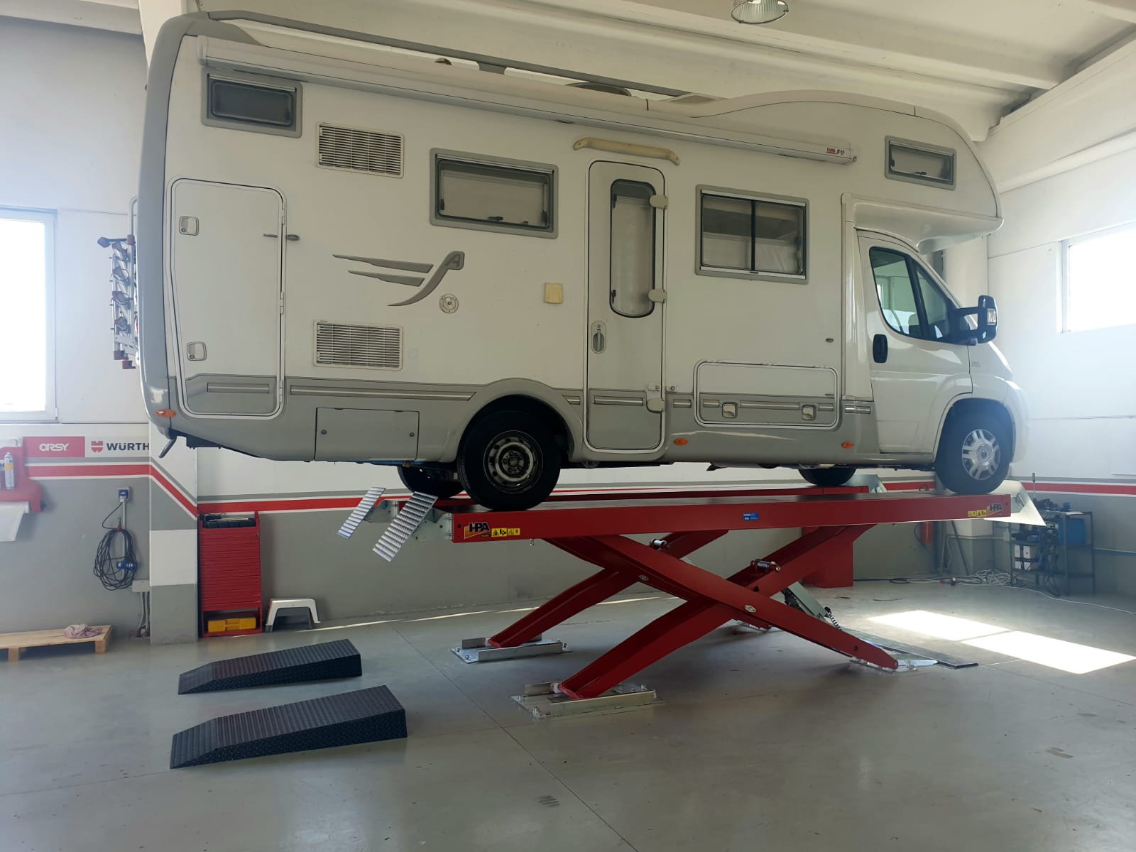 manutenzione e riparazione camper trecate, novara