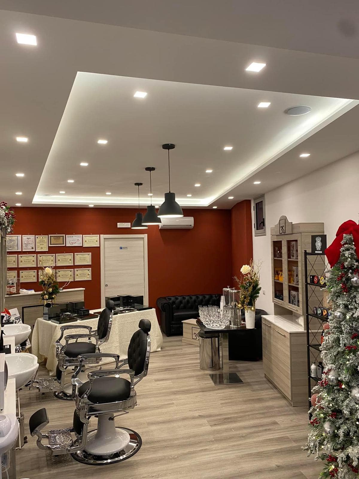 salone parrucchieri arredi su misura