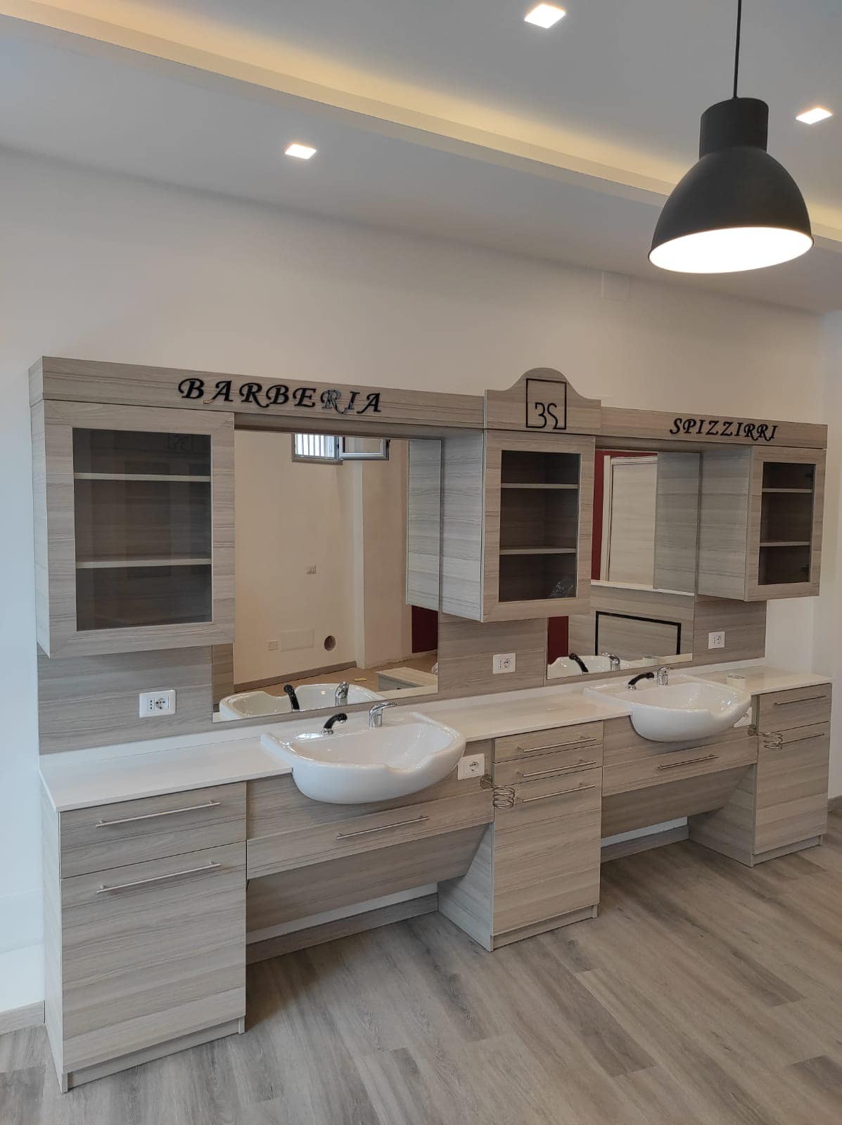 salone parrucchieri arredi su misura