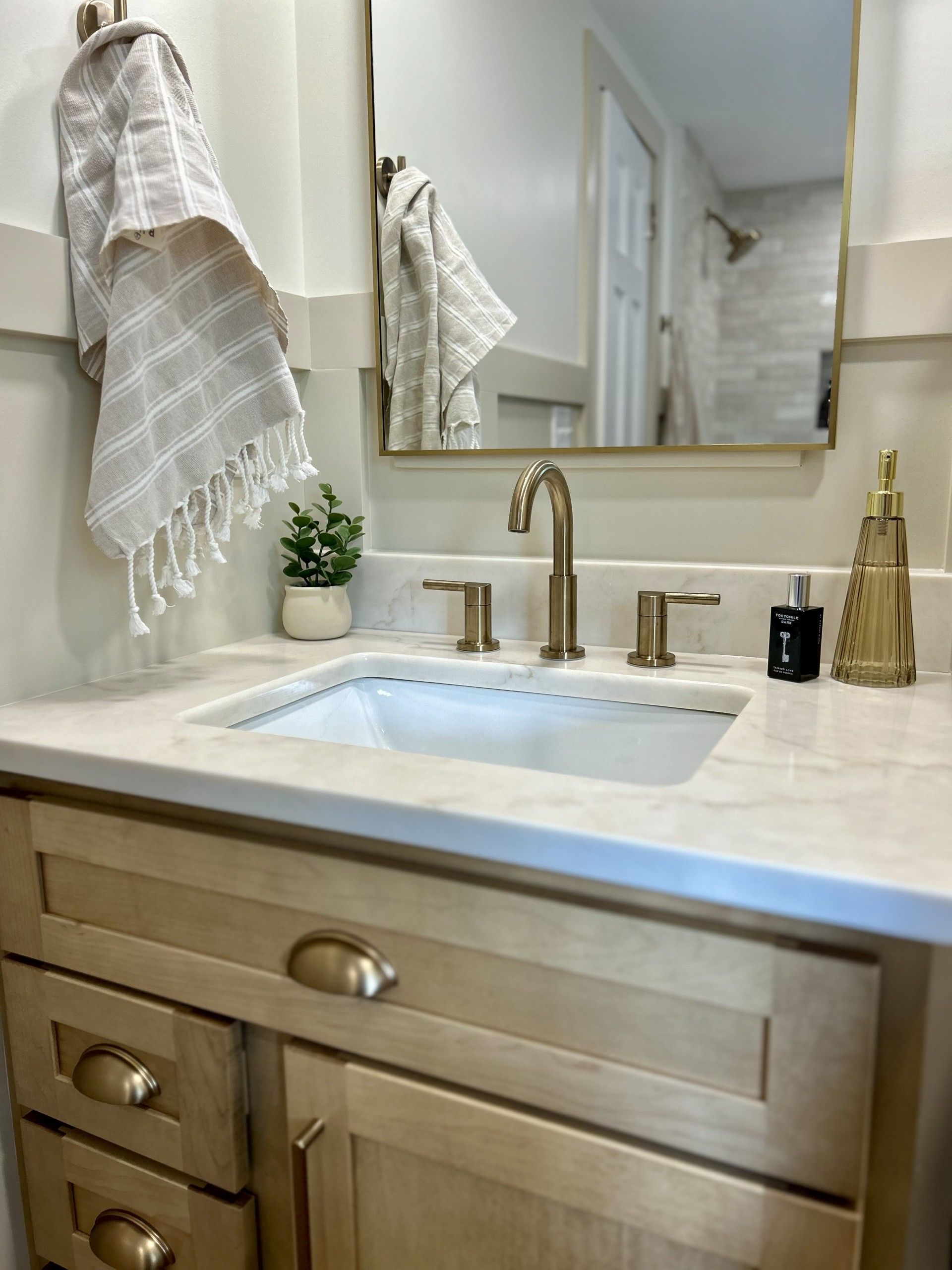 Jefferson Reno bathroom 2