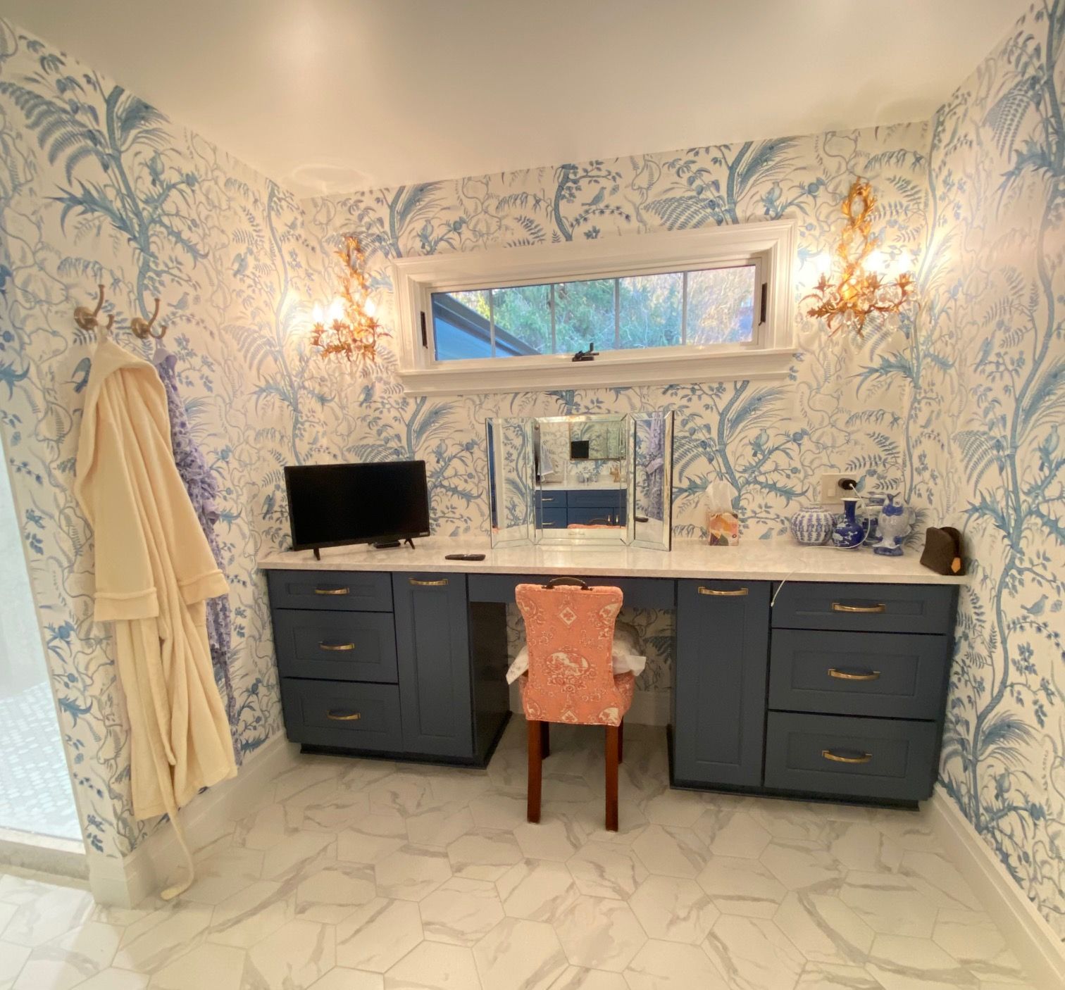 Stardust Empire bathroom 5