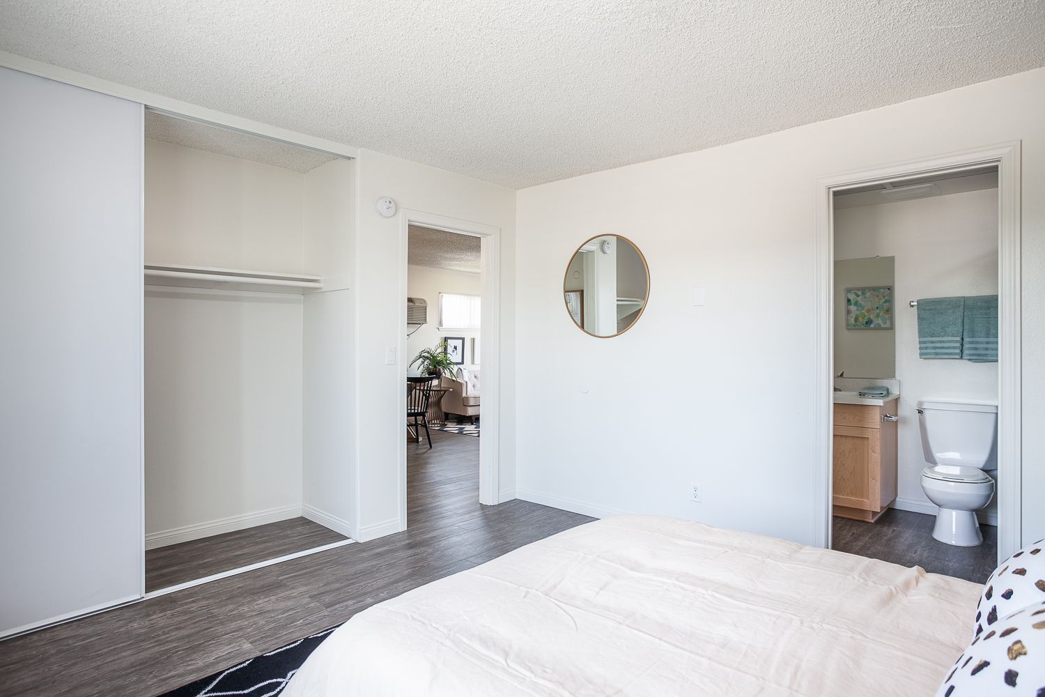 Photo gallery displaying Exterior and Interior photos of Villa Del Sol. Visit the amenities page for full list of amenities