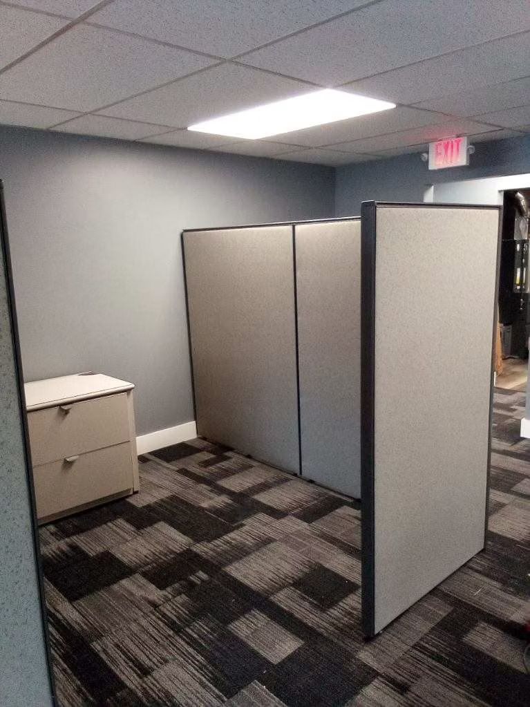 Desks/Conference Tables & Partition Panels 16