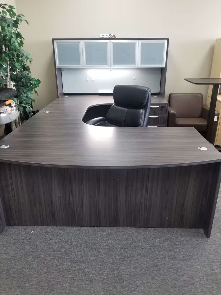 Desks/Conference Tables & Partition Panels 20