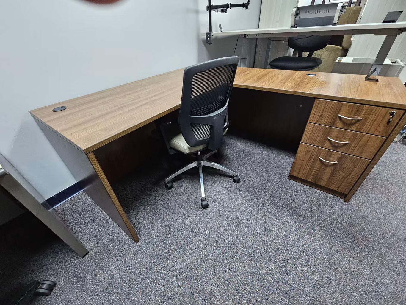 Desks/Conference Tables & Partition Panels 24