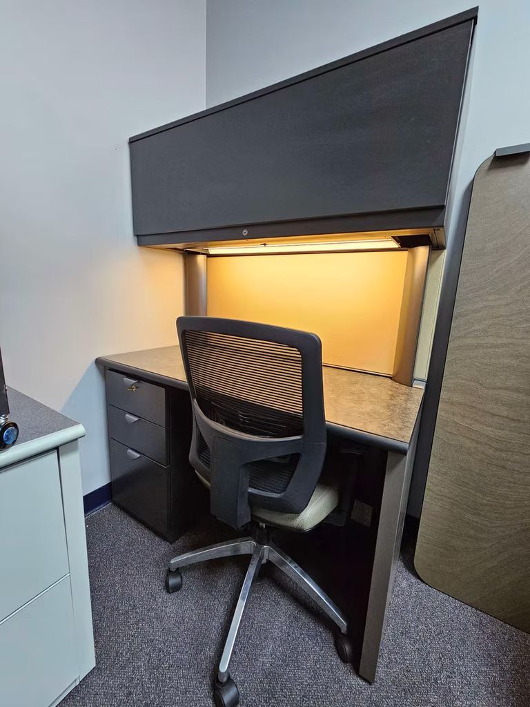 Desks/Conference Tables & Partition Panels 29