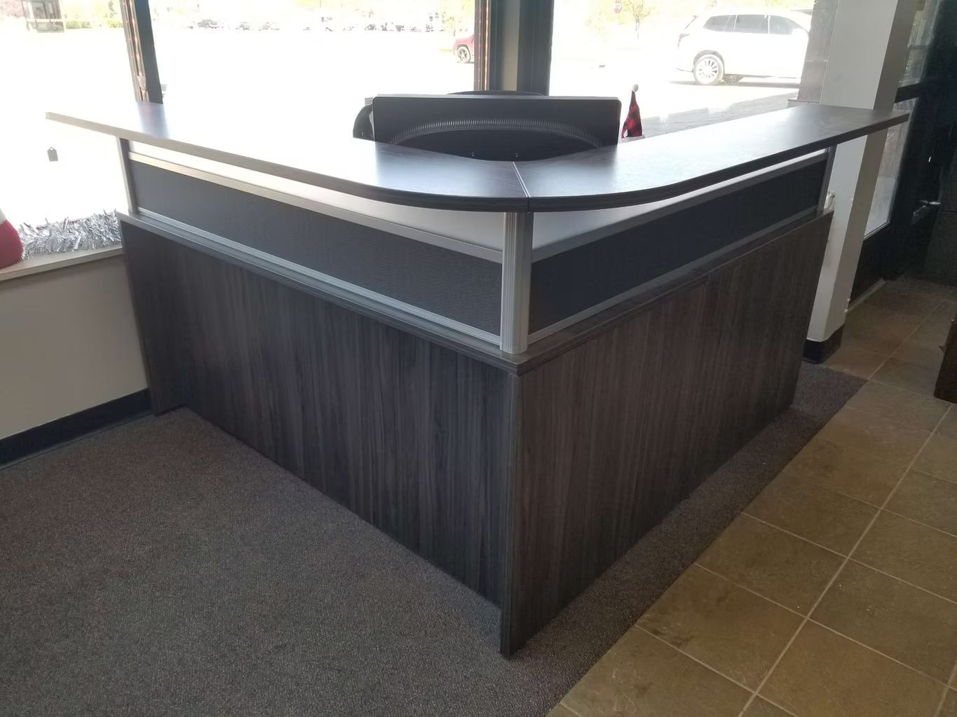 Desks/Conference Tables & Partition Panels 43