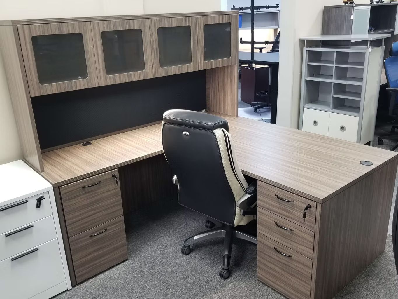 Desks/Conference Tables & Partition Panels 45