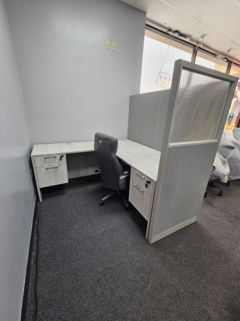 Desks/Conference Tables & Partition Panels 49