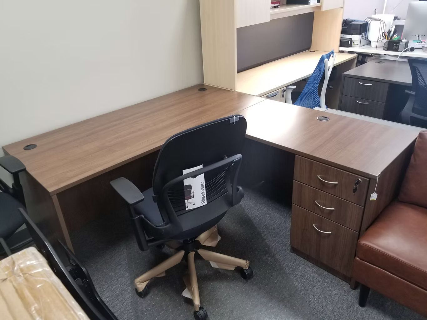 Desks/Conference Tables & Partition Panels 5