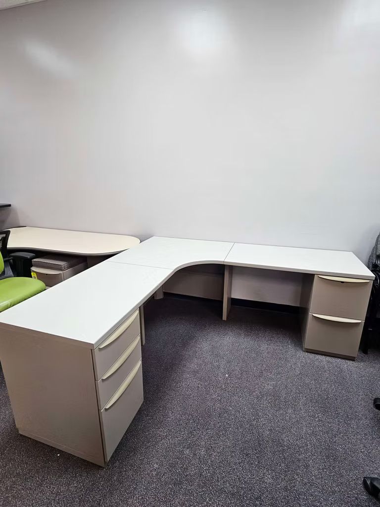 Desks/Conference Tables & Partition Panels 52