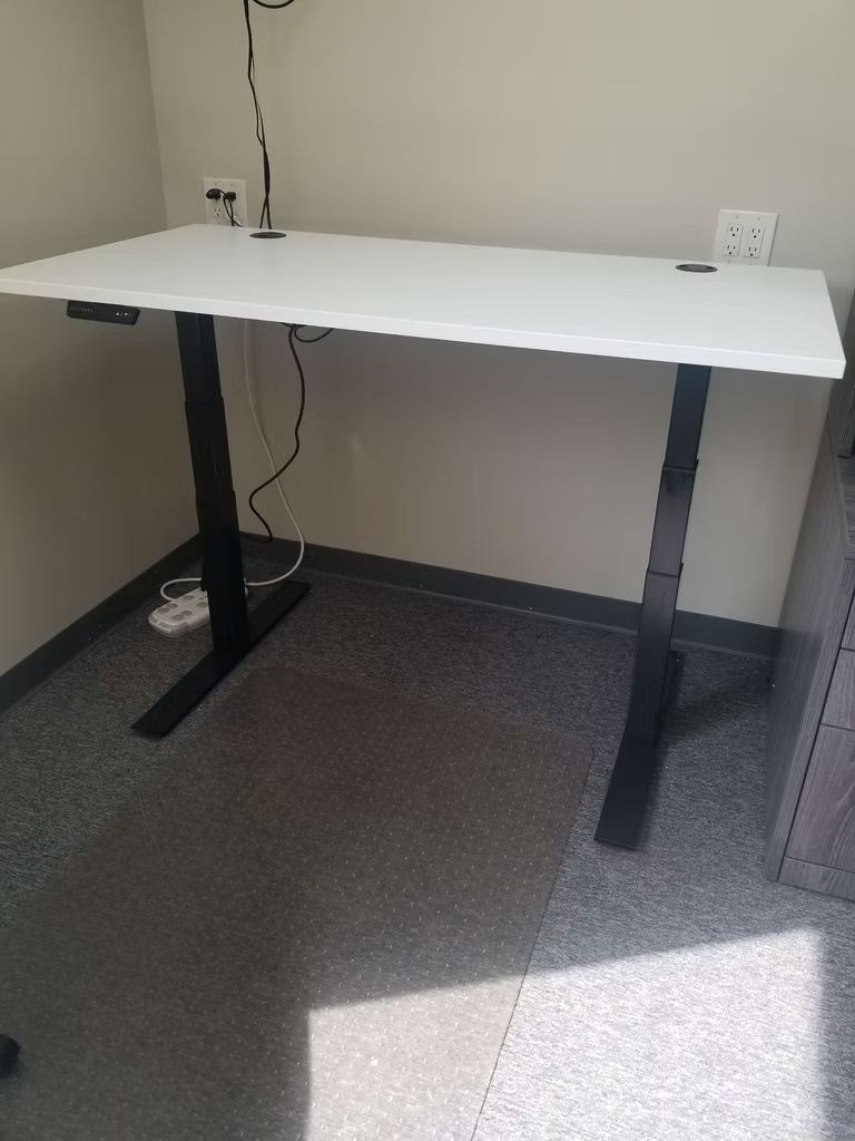 Desks/Conference Tables & Partition Panels 8