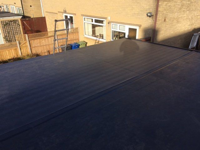 Flat roof installations