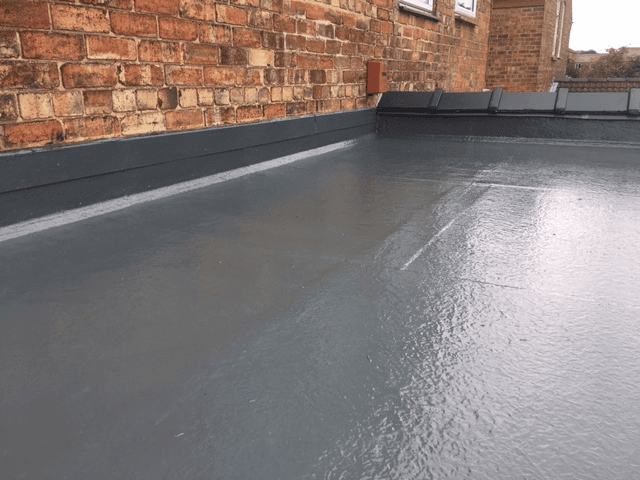 Flat roof installations