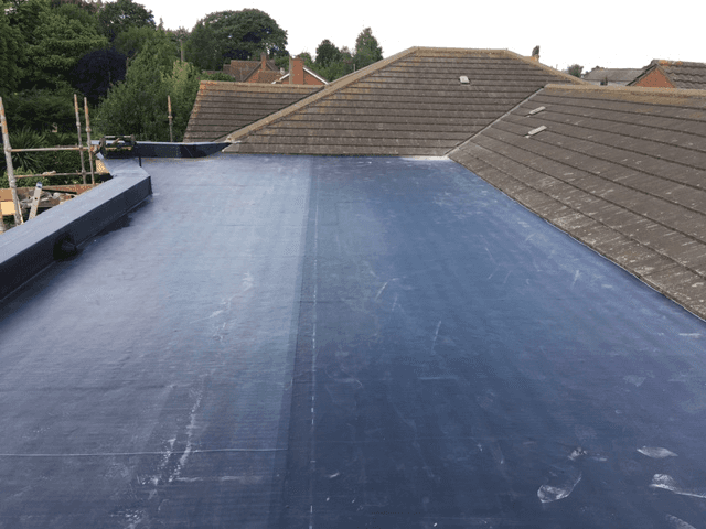Flat roof installations