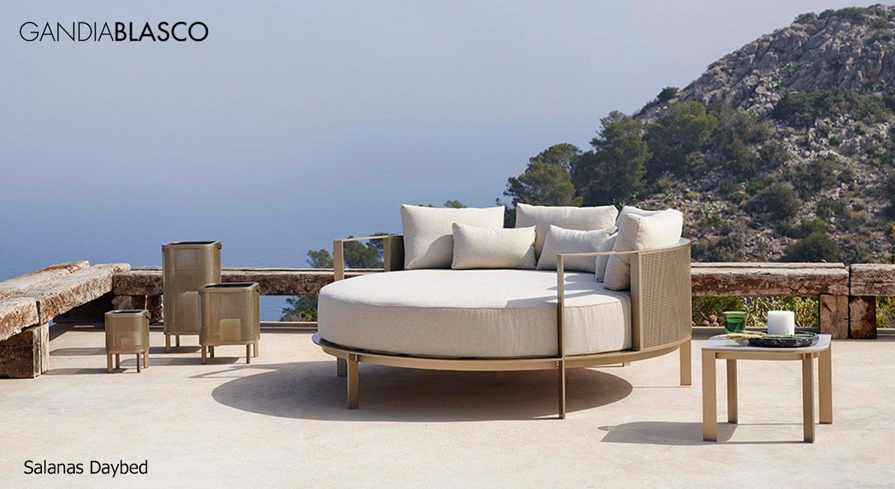 Gandia Blasco Salanas daybed