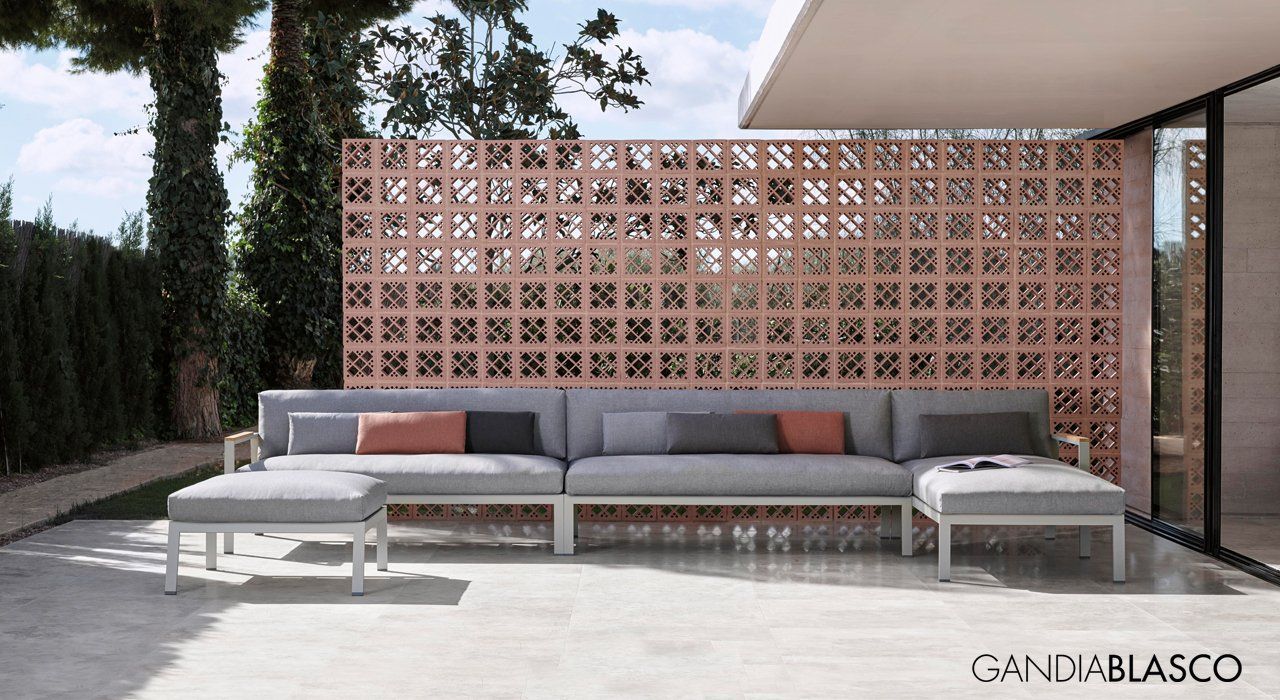 Gandia Blasco garden sofa for terrace or patio