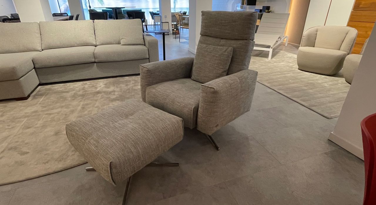 We offer variety of the best designer sofas of high quality to bring a touch of luxury and comfort to your living room in Marbella and Estepona