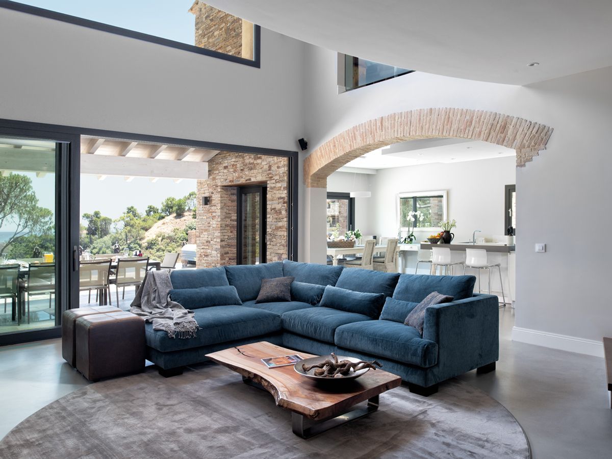 Luxury living room furniture project in Marbella by VIP Environment
