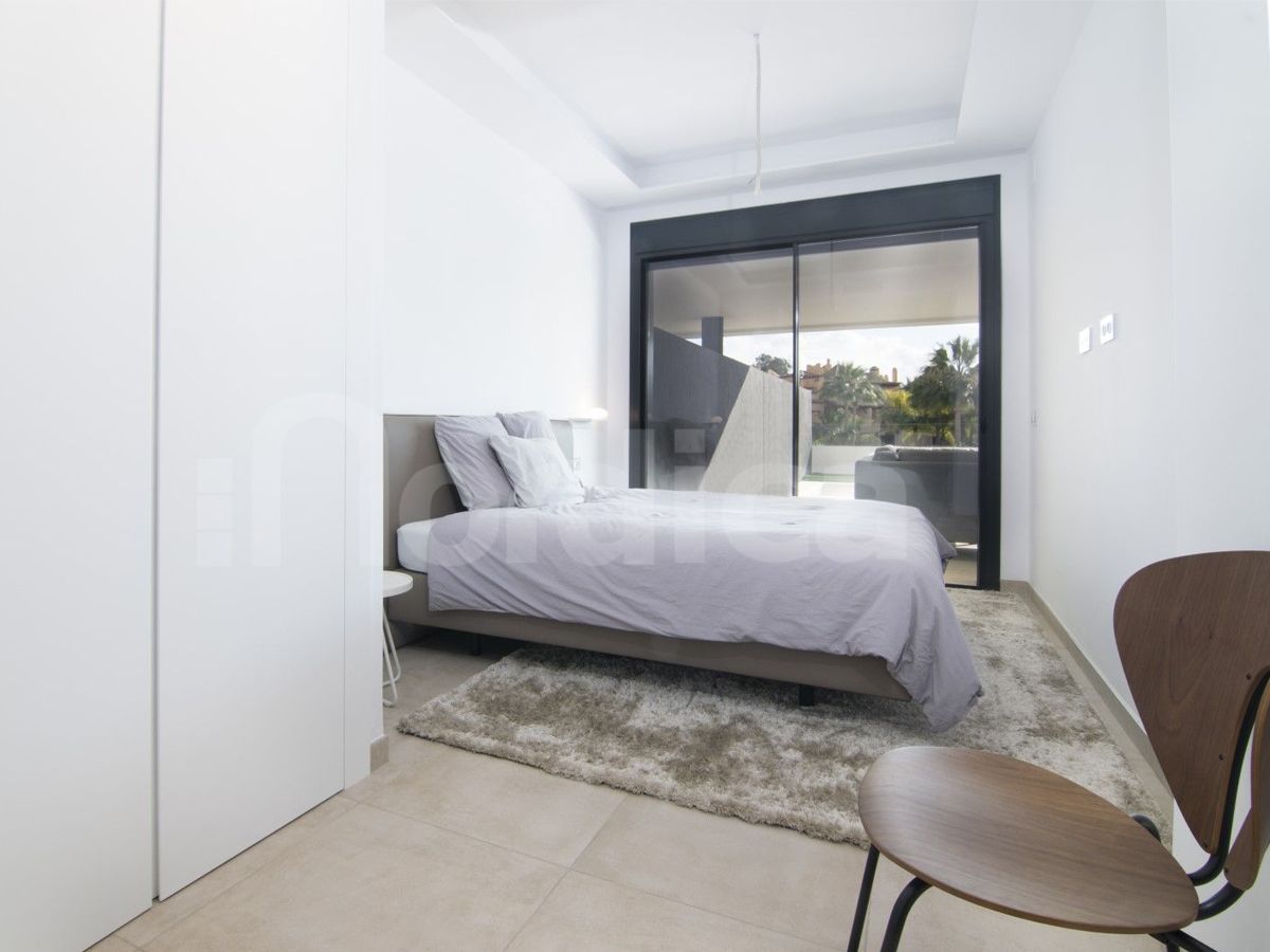 Luxury bedroom furniture project in Estepona by VIP Environment