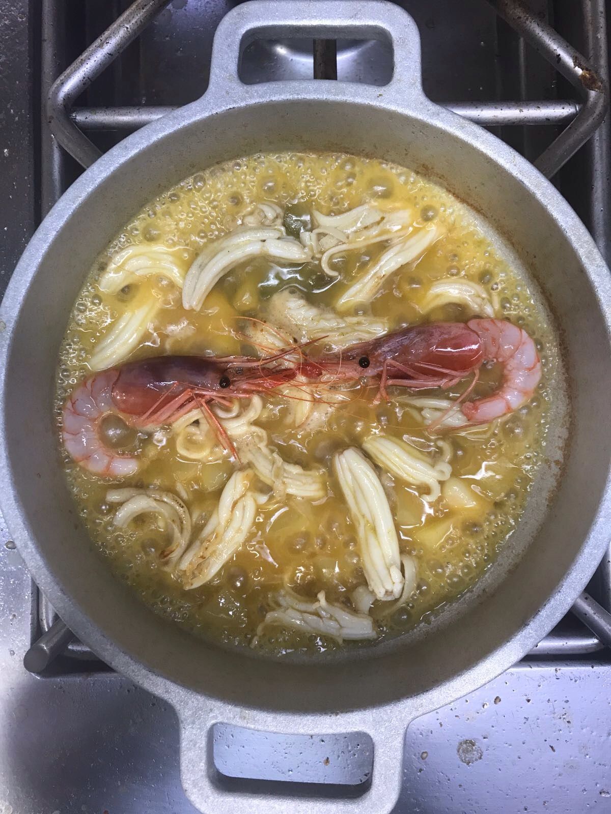 Suquet d'espardenyes, Els pescadors, Llançà, cassola catalana