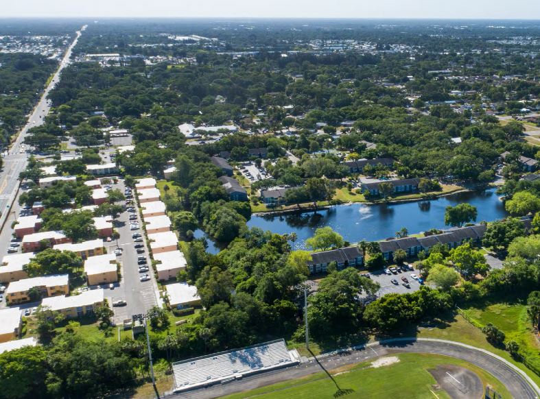 Home Arbor Oaks Apartments