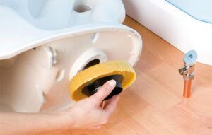 Toilet-is-leaking | Repair | Glen Ellyn, IL | Ferrari Plumbing Inc.3