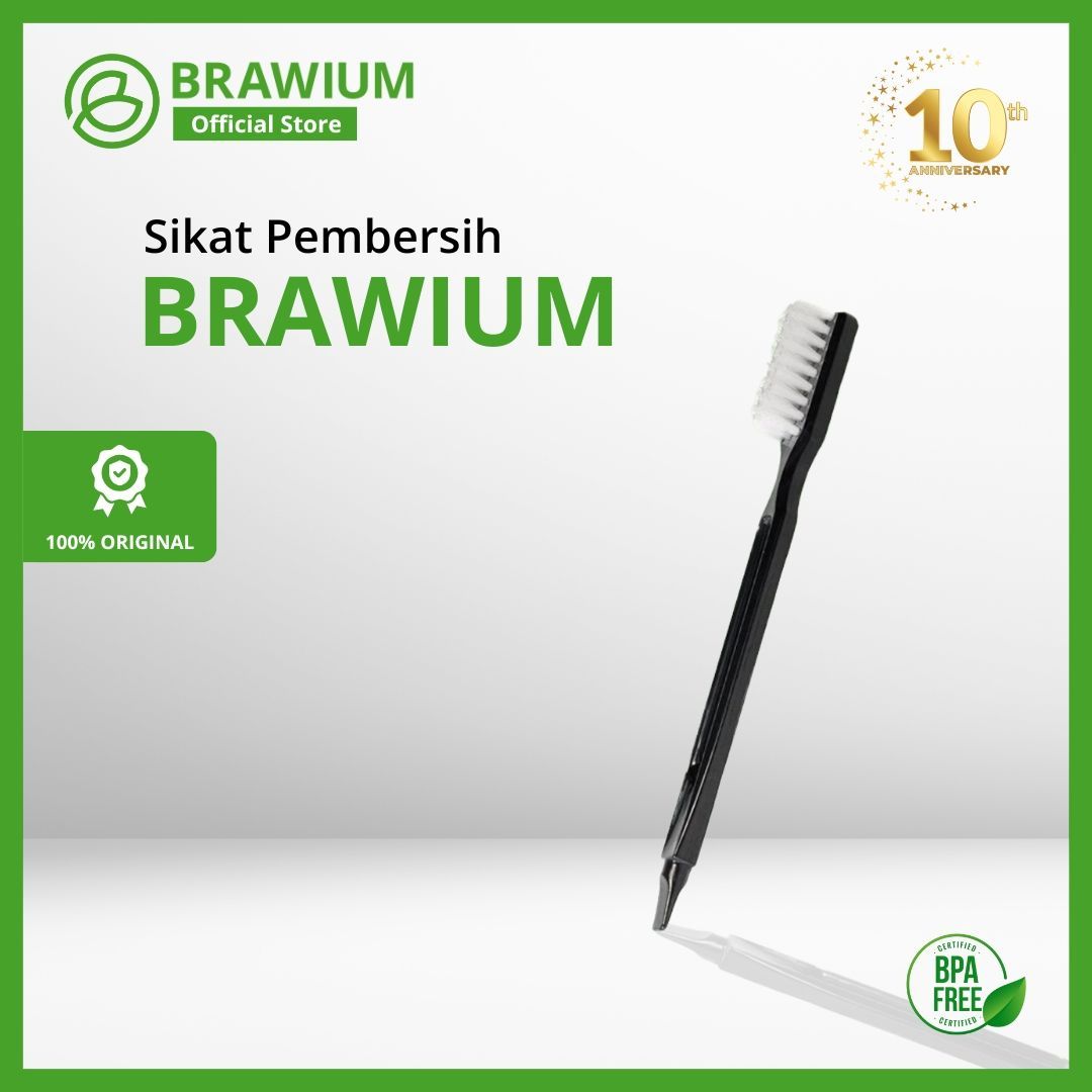 Blender Ninja Hitam dengan buah di dalamnya, untuk memblender.