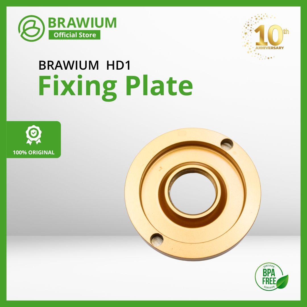 Blender Ninja Hitam dengan buah di dalamnya, untuk memblender.