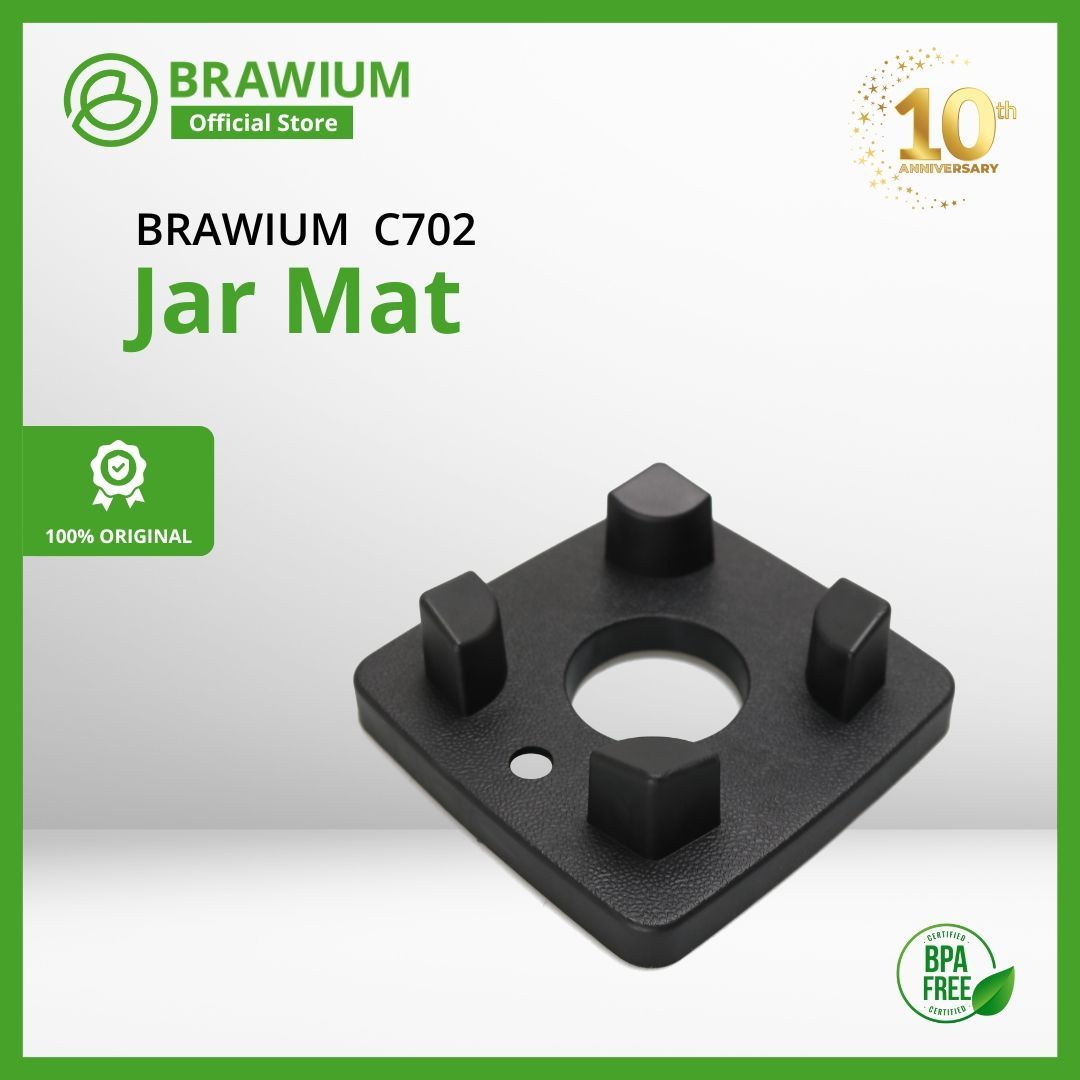 Blender Ninja Hitam dengan buah di dalamnya, untuk memblender.