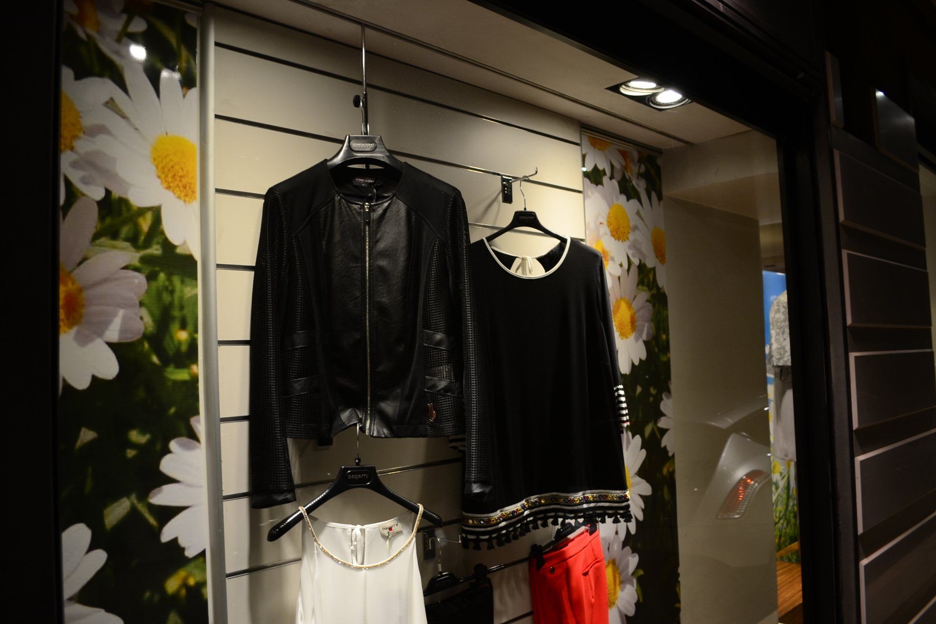 giacca e maglie eleganti da donna