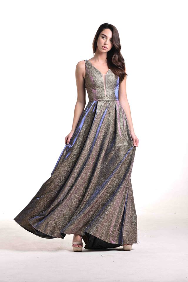 vestito grigio con brillantini senza maniche