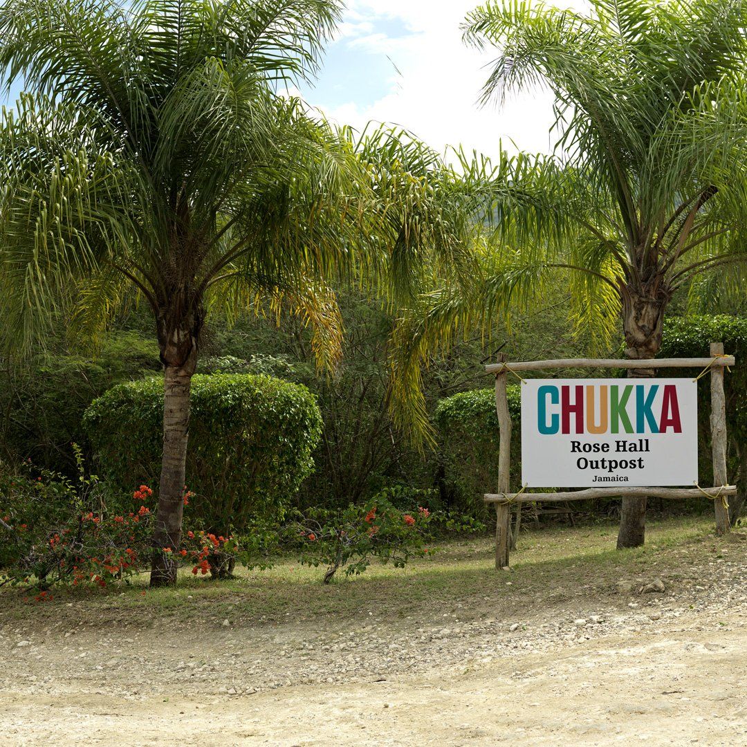 Chukka Entryway with Sign