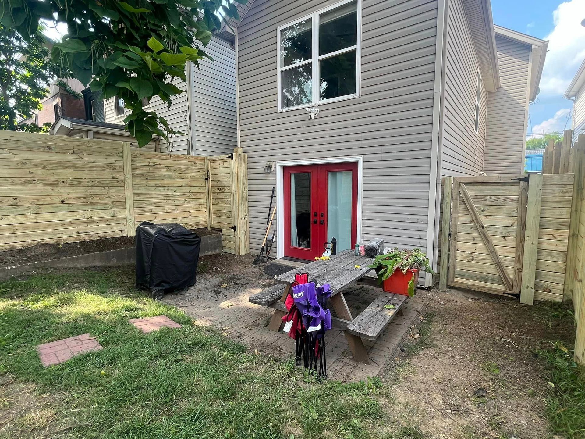 Backyard with Picnic Table — Louisville, KY — Shatkoff Fencing