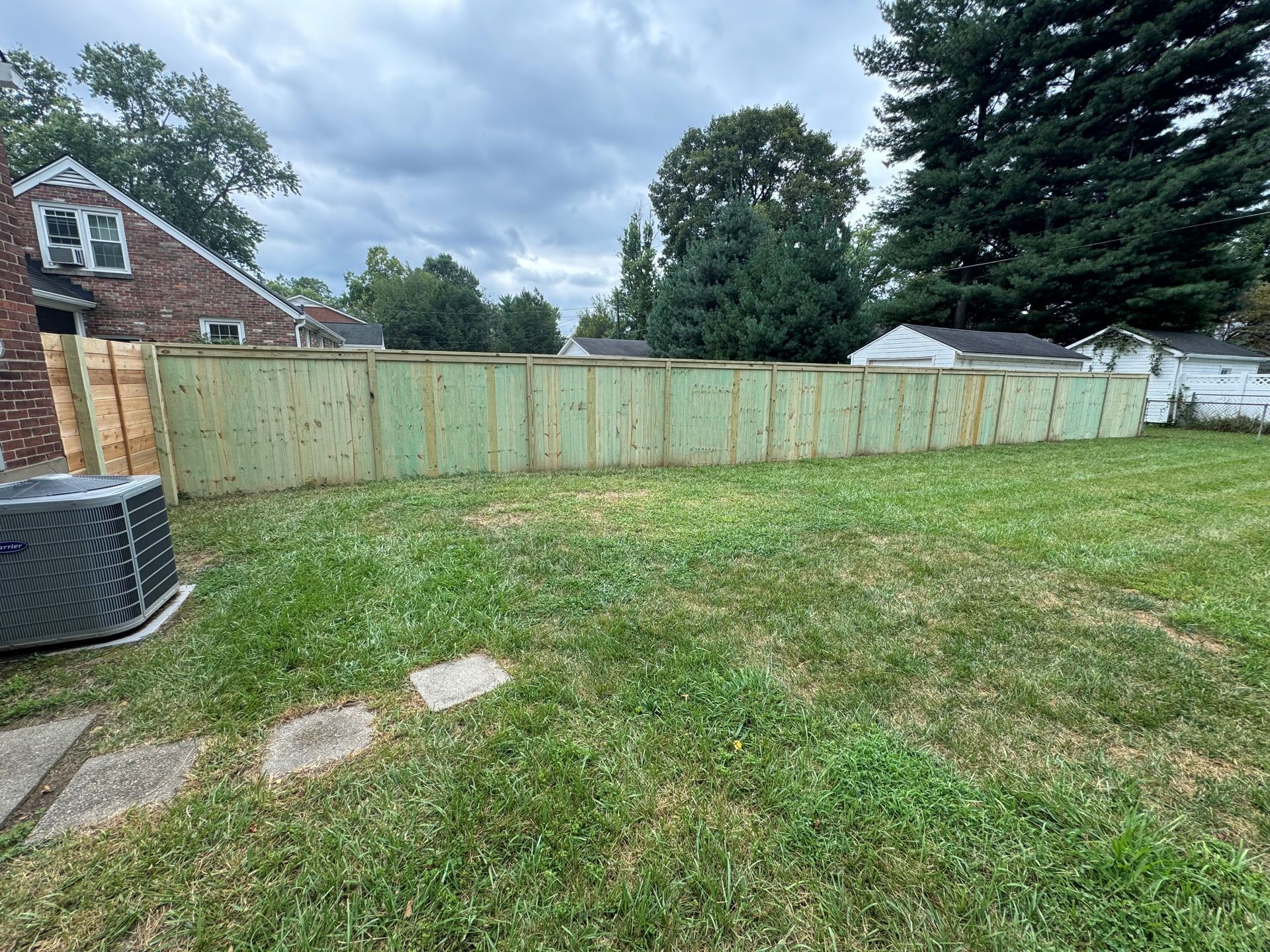 Middle of Lush Green Yard — Louisville, KY — Shatkoff Fencing