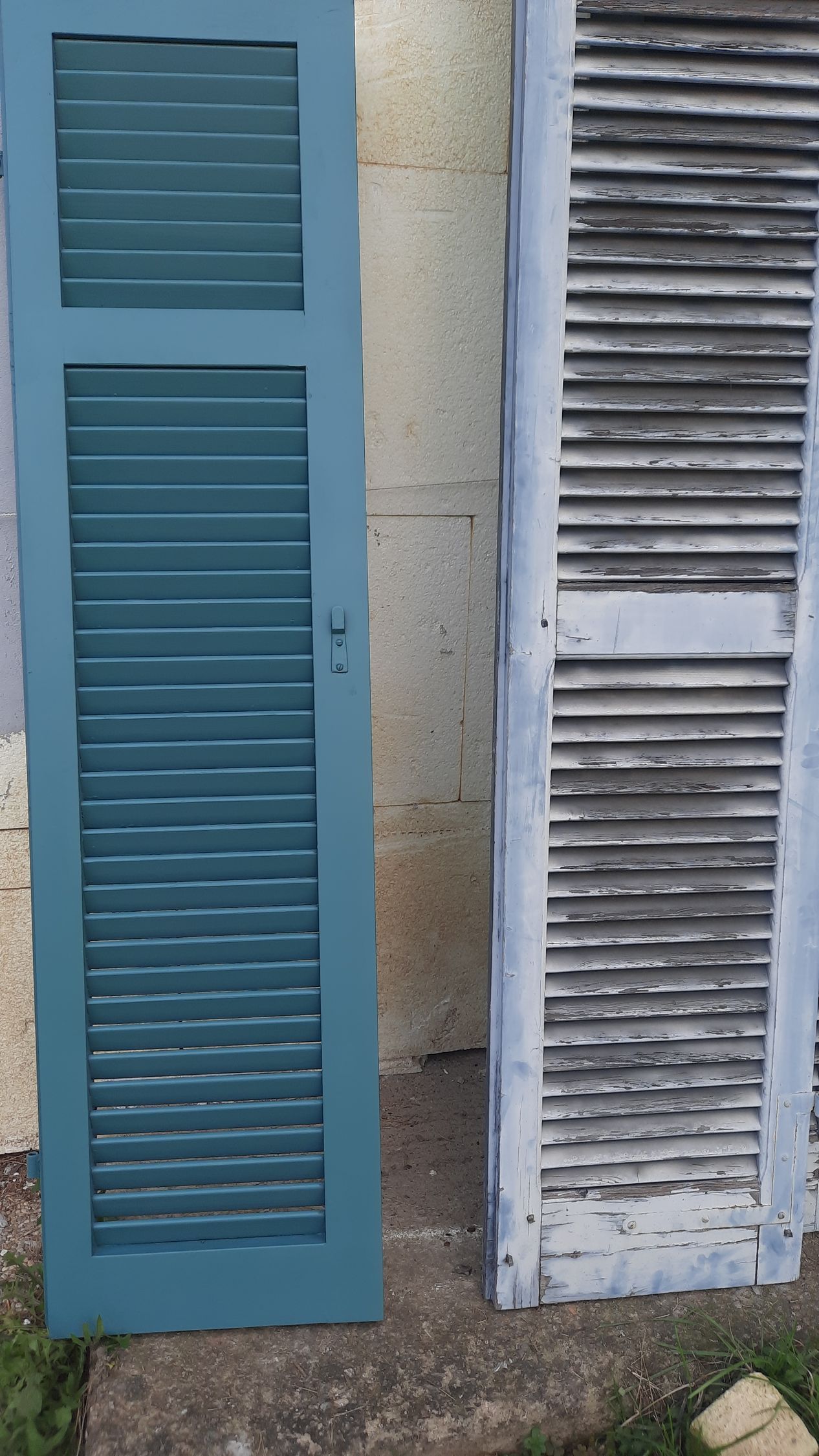 verniaciatura persiane in legno