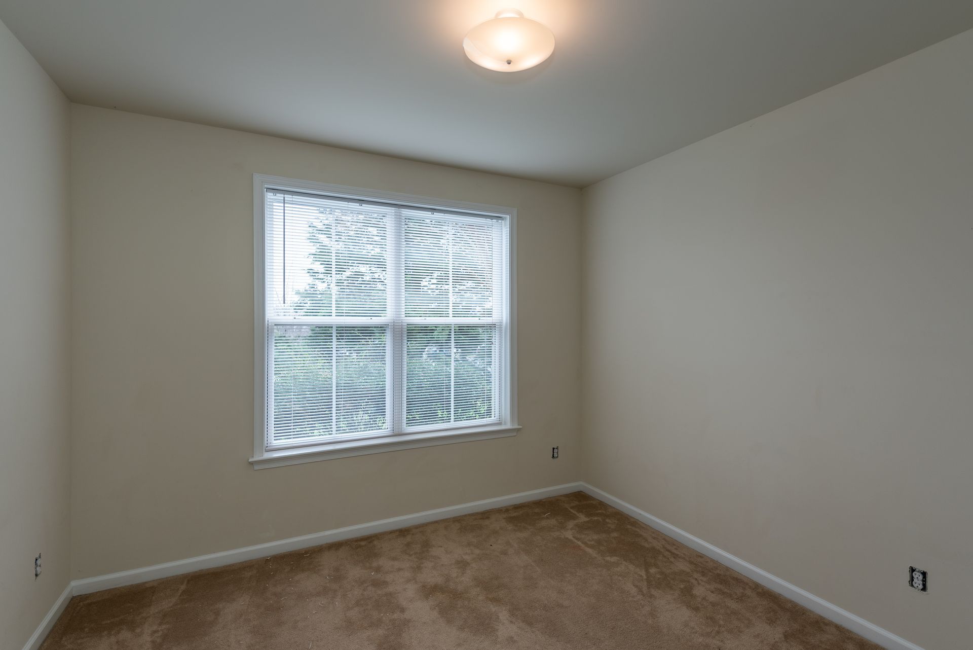 Unrenovated - Bedroom