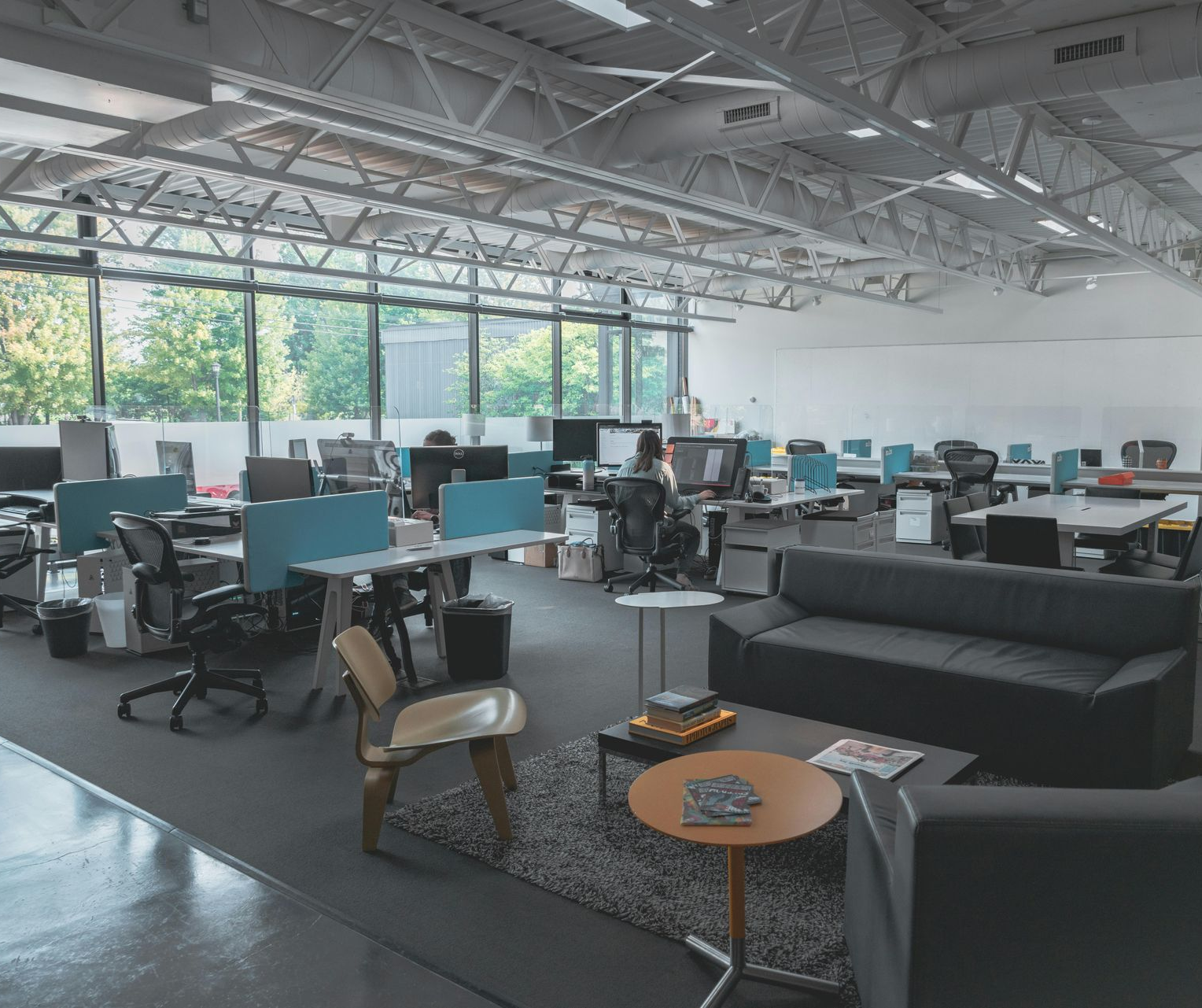 productivity without chaos. As responsibilities and projects expand, your home office stays organized, adaptable, and efficient.