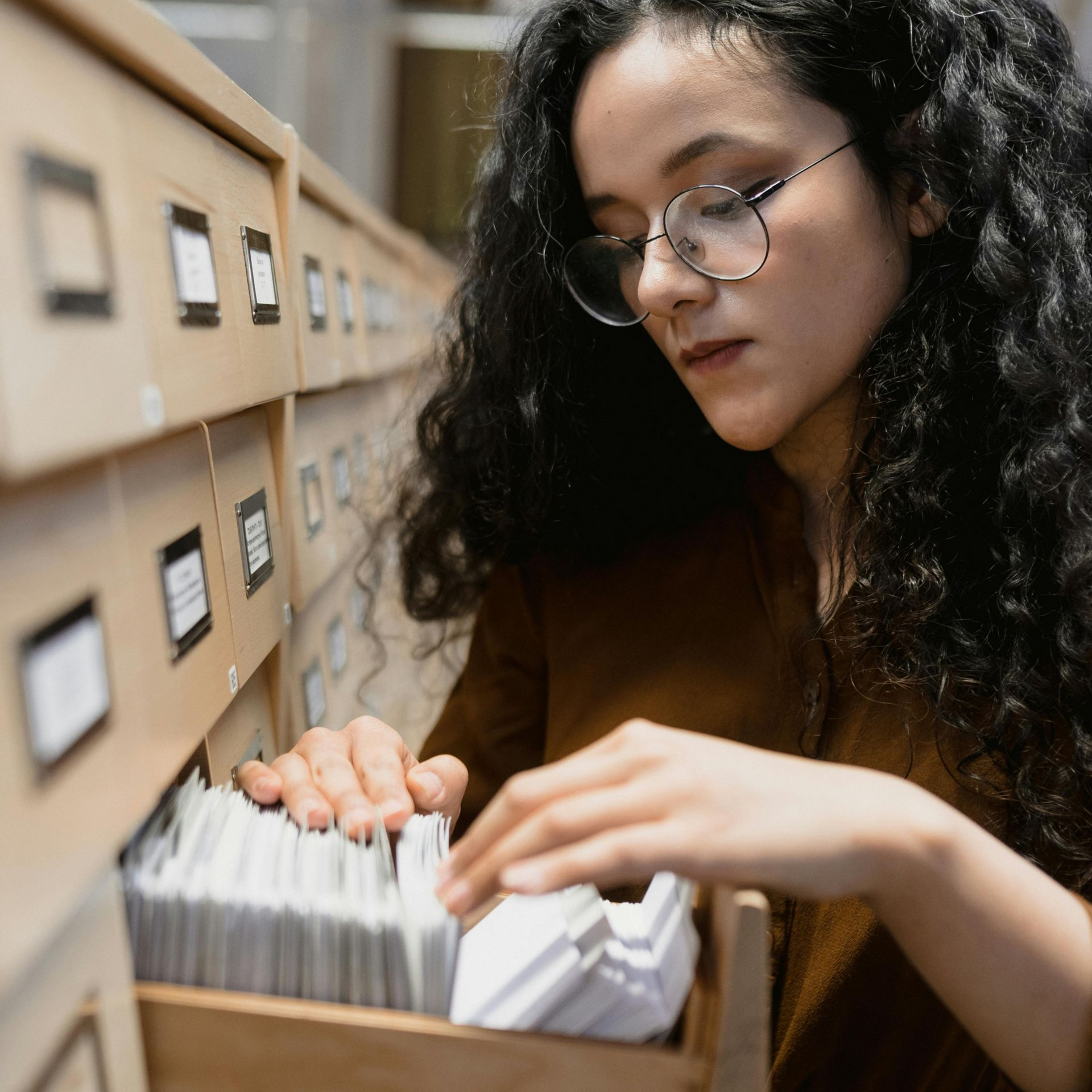 Clear physical and digital organization reduces friction