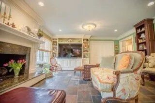 Fancy Clean Living Room — Chesapeake, VA — All In Builders