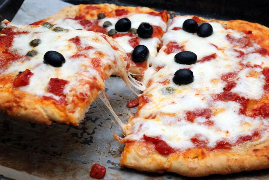Pizza con olive