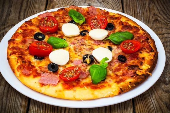 Pizza con olive