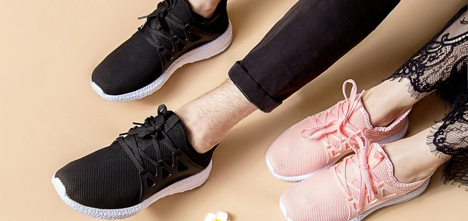 shoe fitter