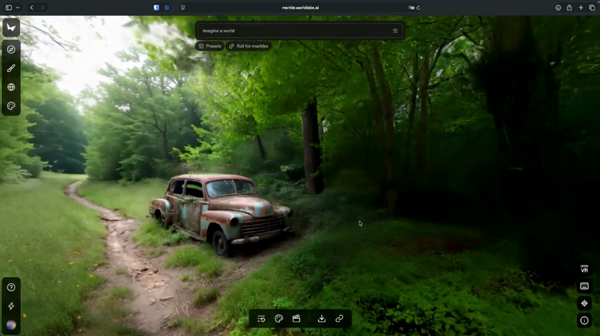 Ein verlassener, verrosteter Oldtimer steht auf einem Feldweg in einem üppigen, grünen Wald.