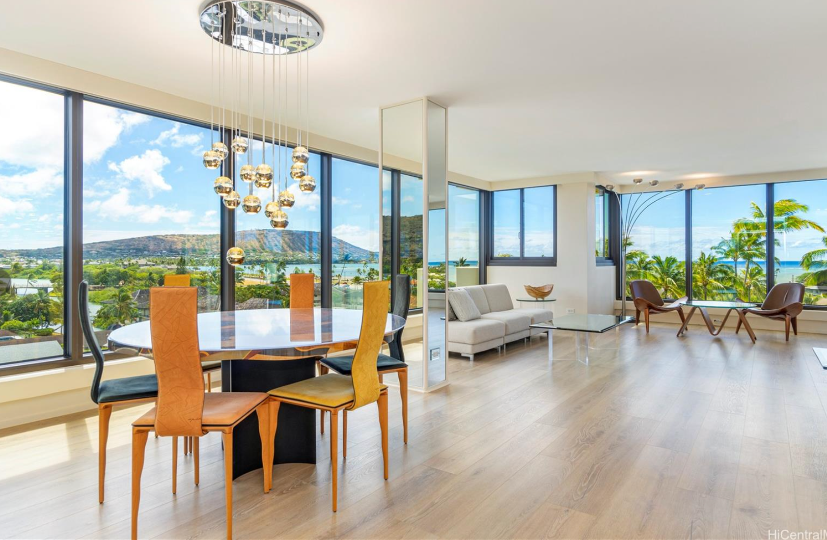 250 Kawaihae Living Room 2