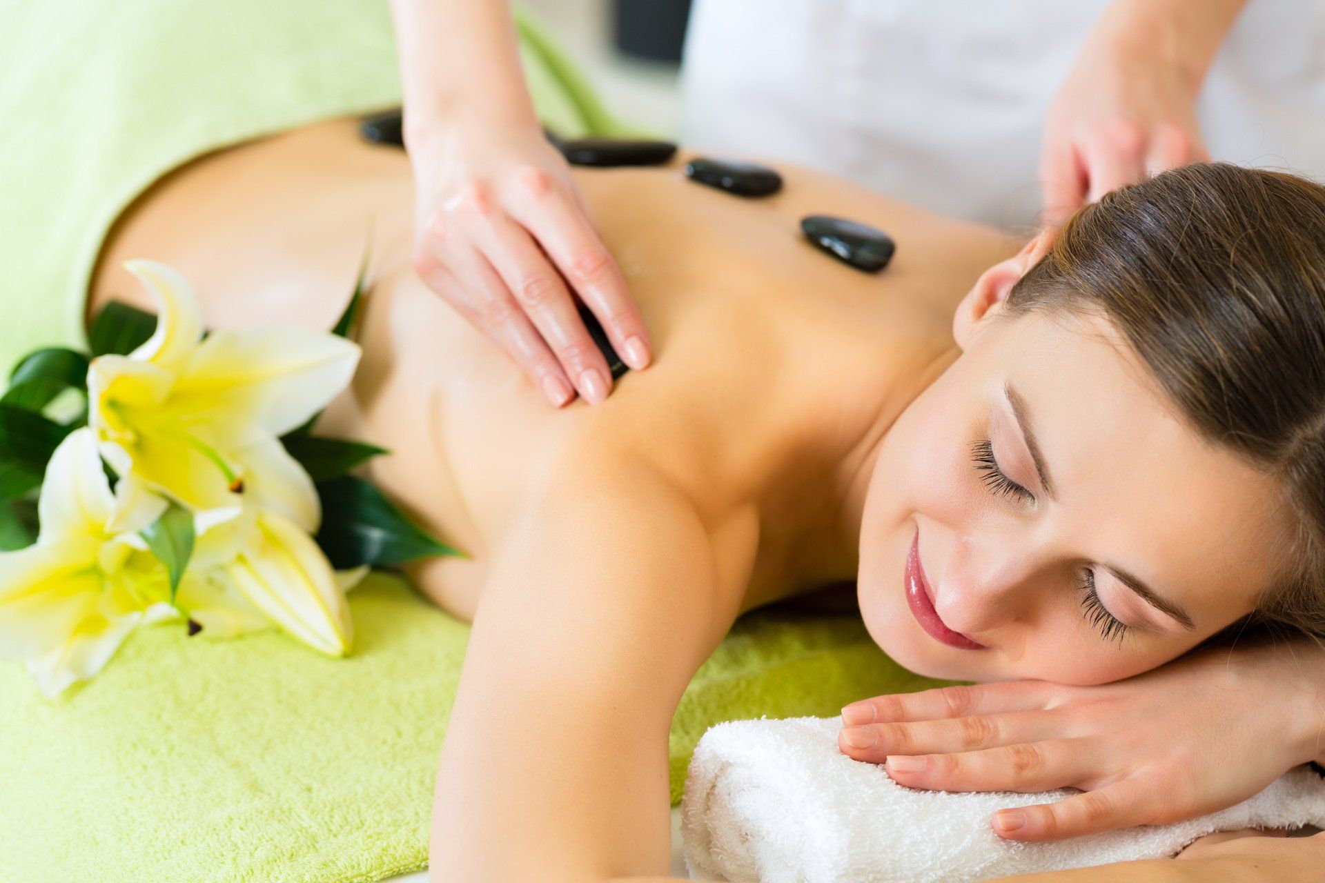 Heated Massage | Sewickley Spa