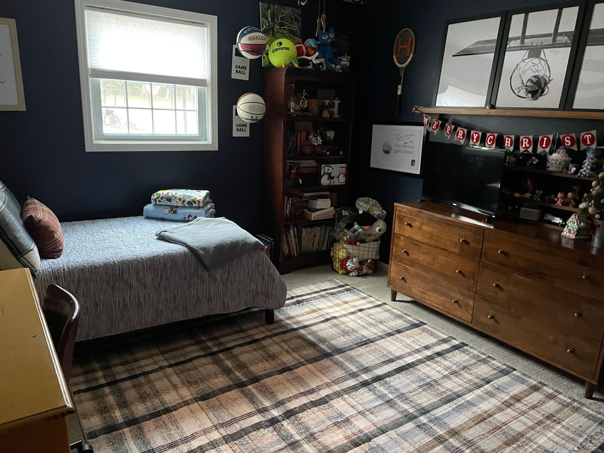 plaid rug in navy blue boys bedroom